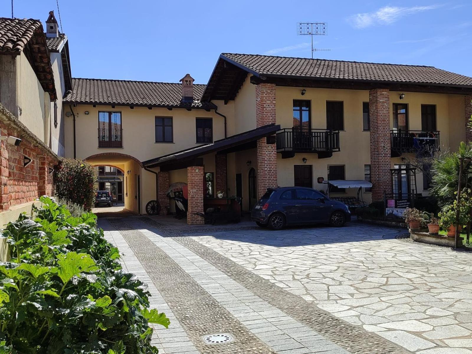 Al Calar Della Sera Sommariva del Bosco Buitenkant foto