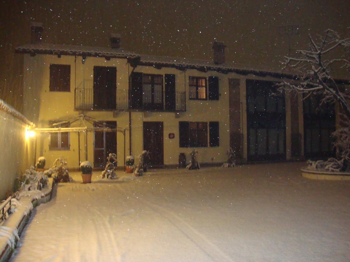 Al Calar Della Sera Sommariva del Bosco Buitenkant foto